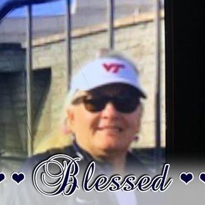 Meet your Posher, Karin